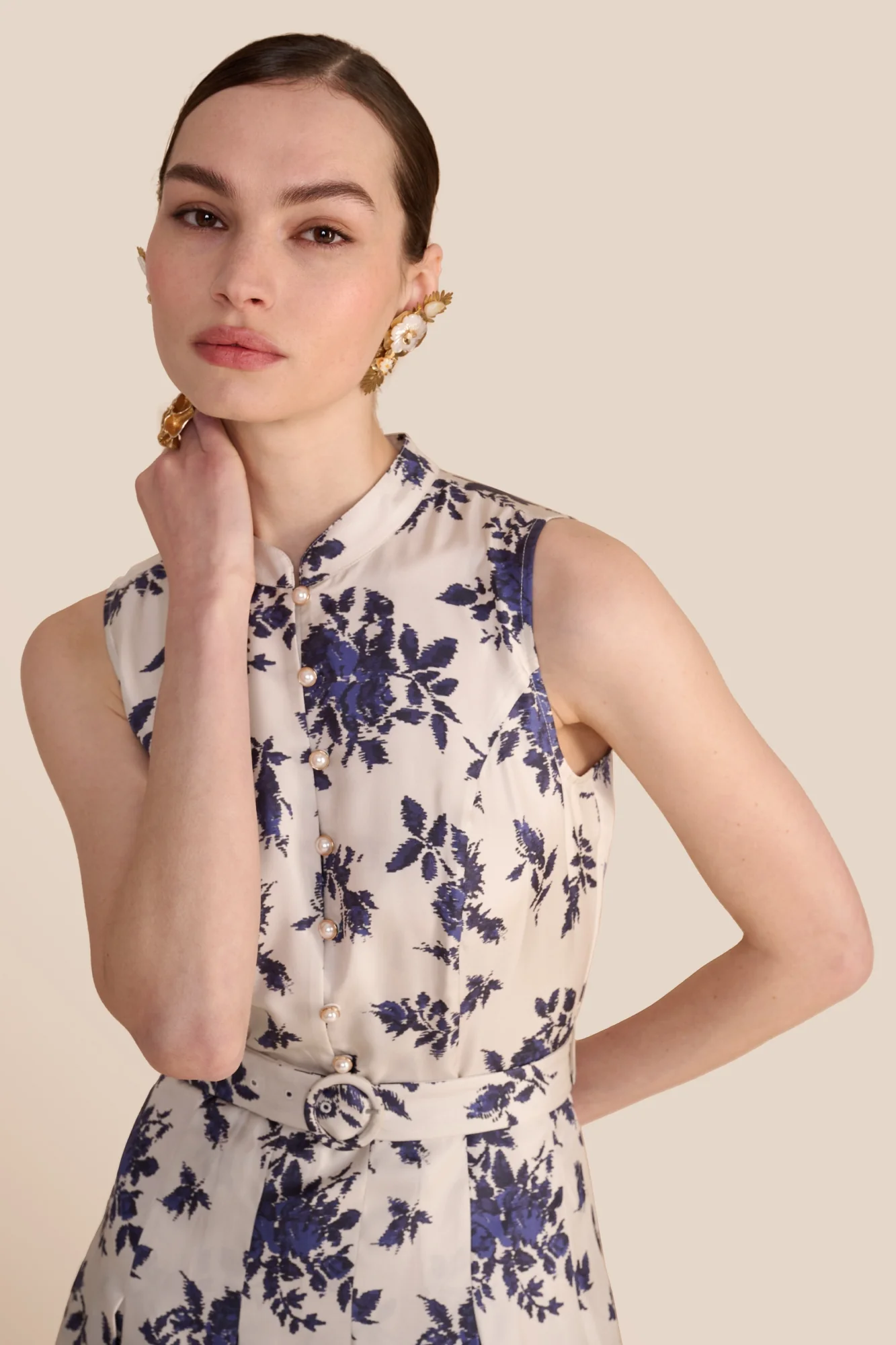 Annabel Hatched Rose Dress - Image 8