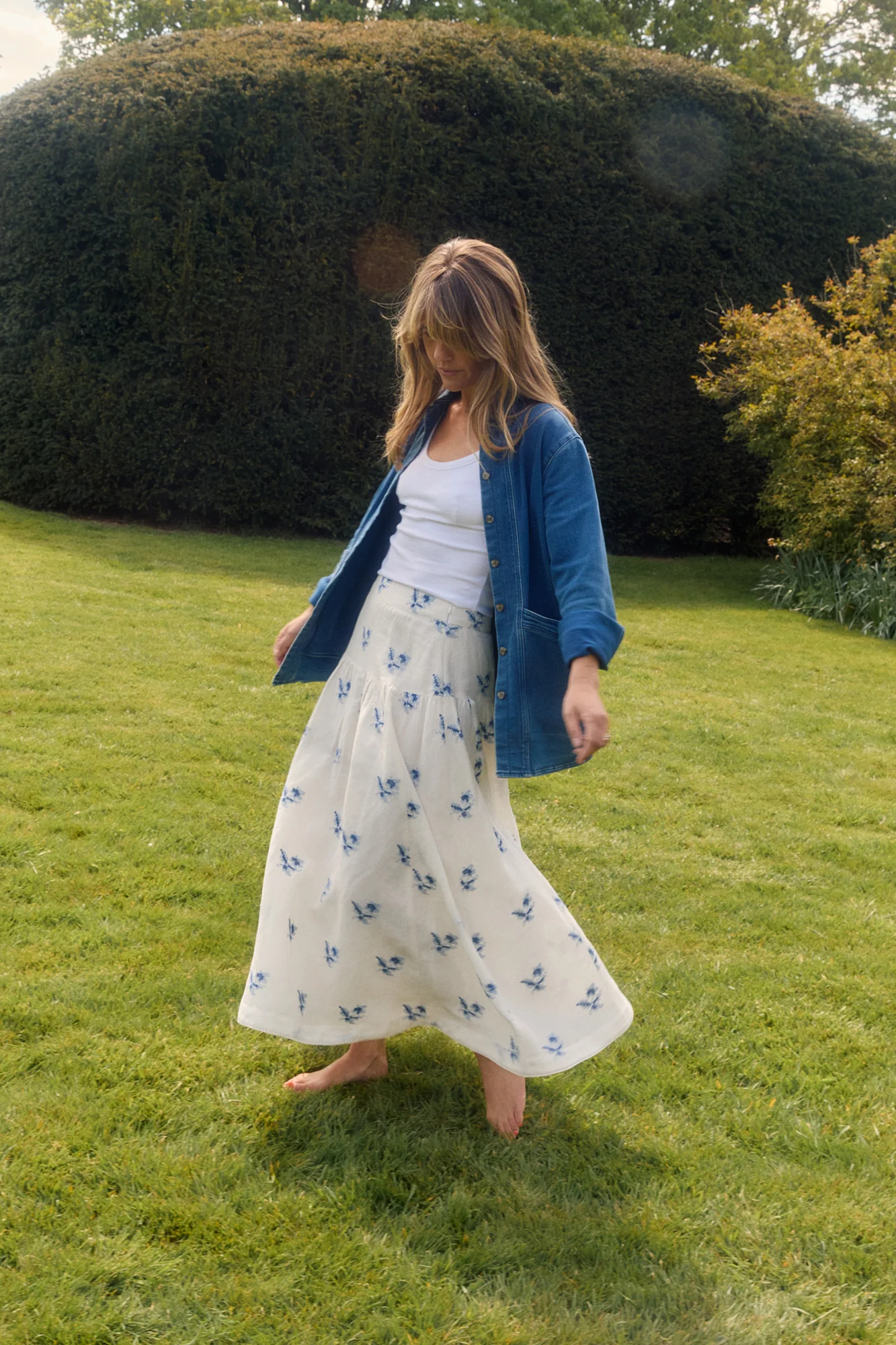 Astra White Hatch Rose Skirt - Image 4
