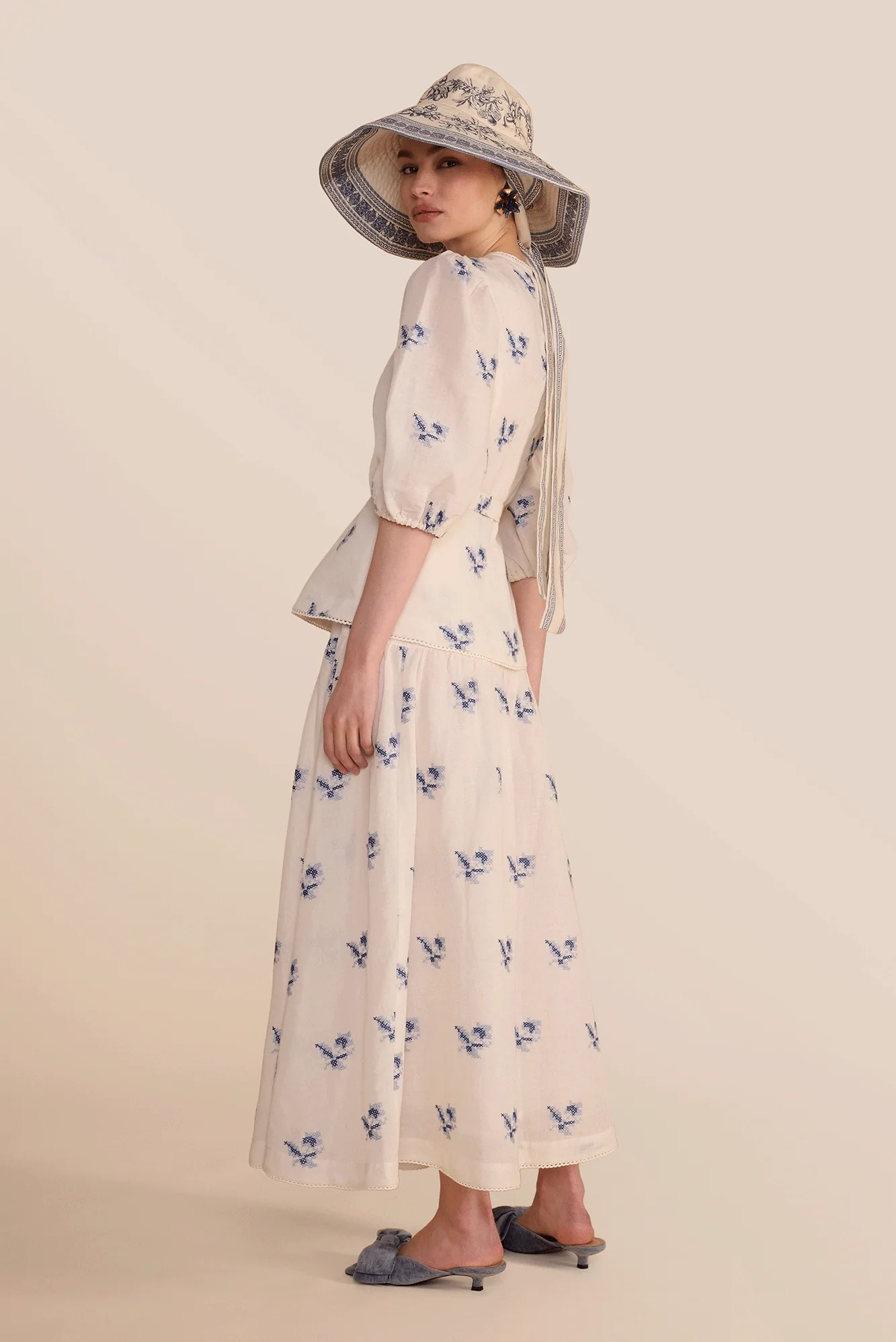 Astra White Hatch Rose Skirt - Image 6
