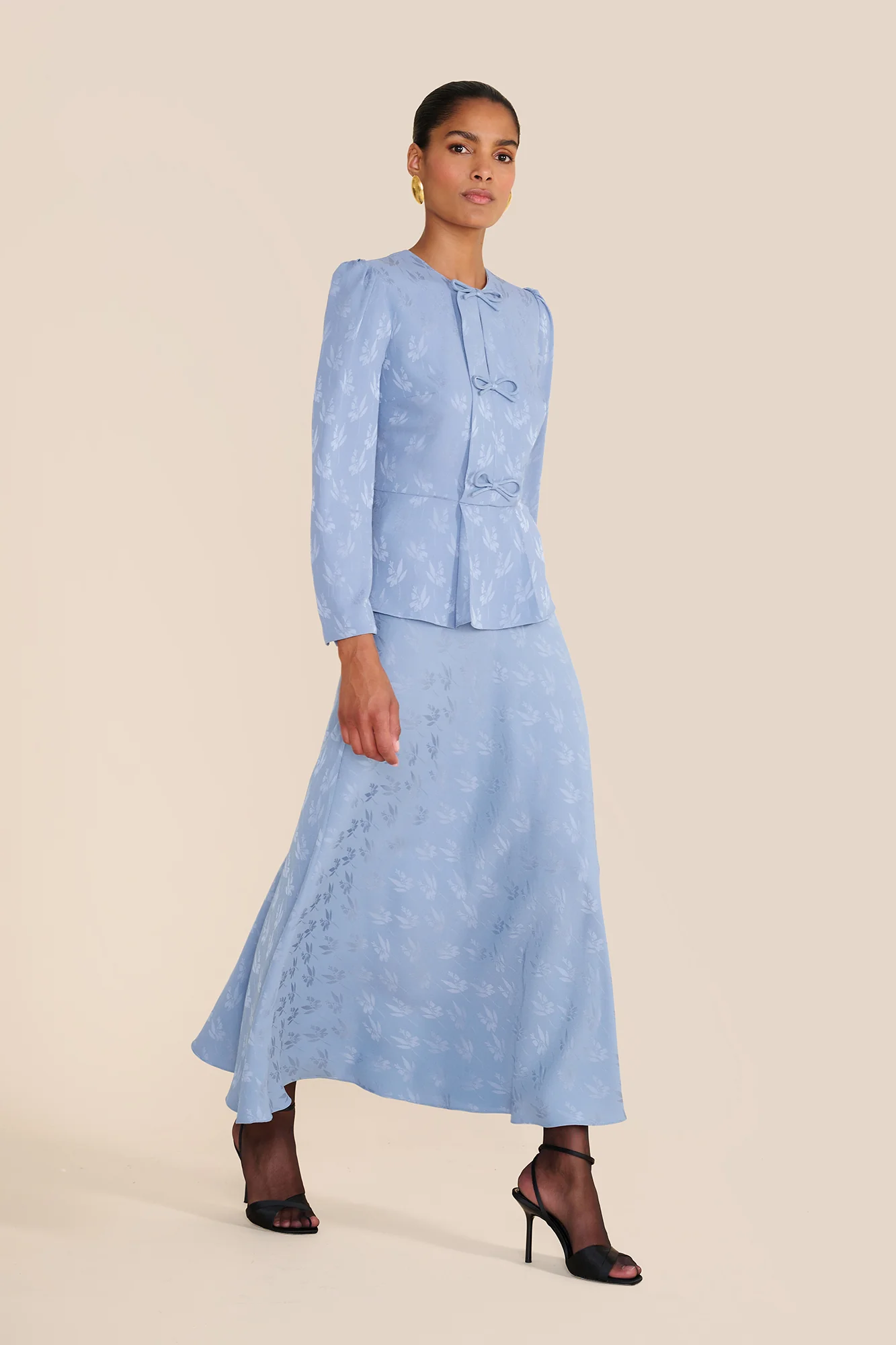 Serena Floral Jacquard Blouse - Image 4
